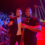 Bakhodir Jalolov Instagram - @anthonyjoshua @bakhodirdjalolov очень хороший боксёр, будущий чемпион мира 👊🏻🇺🇿 Etihad Arena