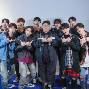 Bang Si-hyuk Instagram - With @andteam_official #andteam_デビューおめでとう #debutshowcase #20221208 #hybelabelsjapan #HYBE