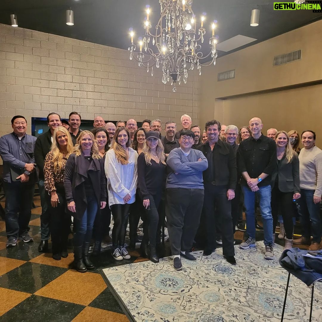 Bang Si-hyuk - 560.7K Likes - With @scott.borchetta & #BMLG team. #HYBE