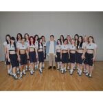 Bang Si-hyuk Instagram - With trainees of @dreamacademyhq Thank you @le_sserafim for coming and sharing your time with trainees! #HXG #HYBE #Geffen #UMG #sourcemusic