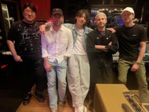 Bang Si-hyuk Instagram - It is always fun to witness history. These are the moments. This is a BIG one. #JK @thisiswatt @hitmanb72 @cirkut @jonbellion #hybe #teamworkmakesthedreamwork 🔥