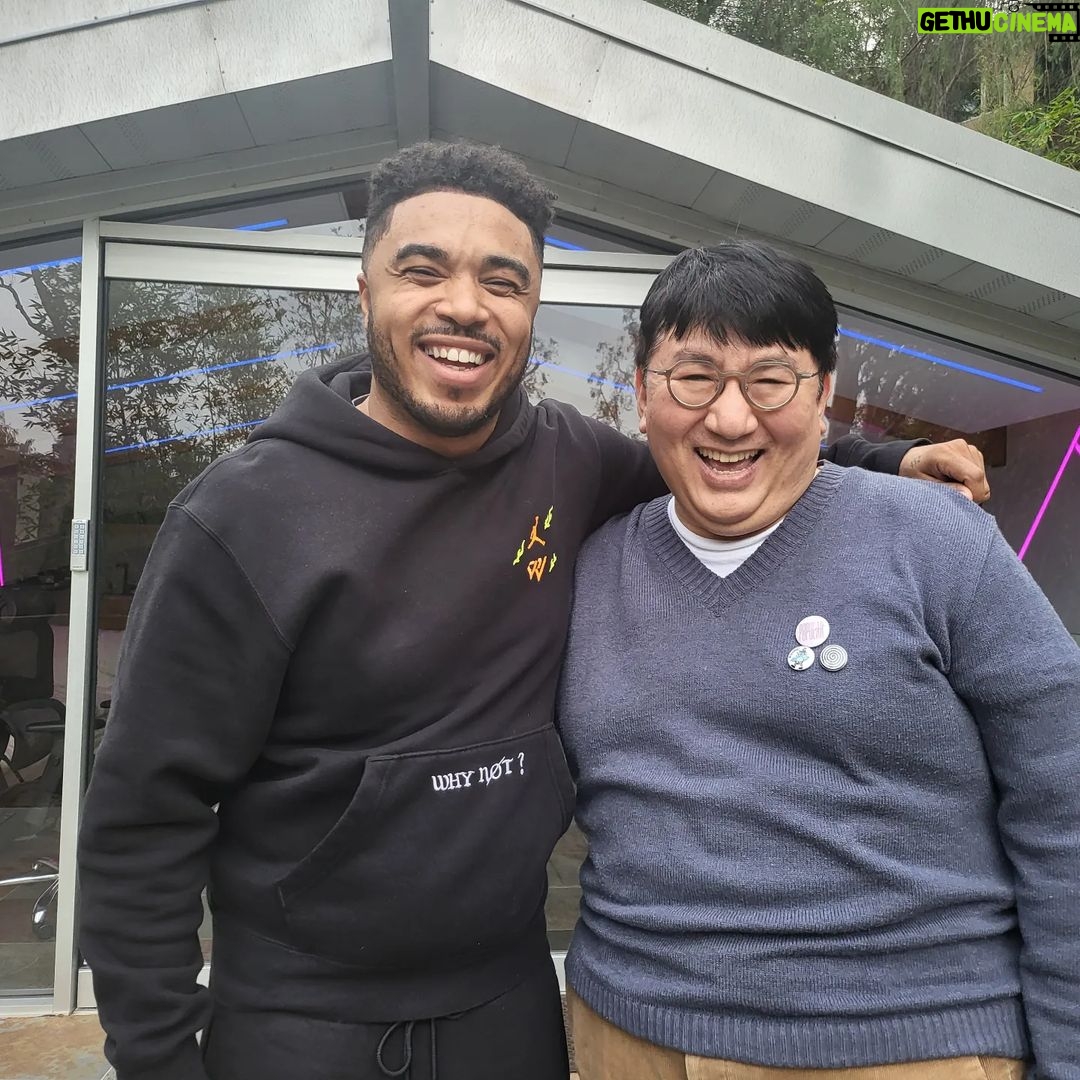 Bang Si-hyuk - 568.6K Likes - With @tbhits #LA