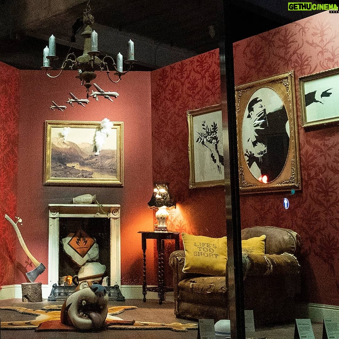 Banksy - 849K Likes - .
This showroom is for display purposes only.
I’m opening a shop today
(although the doors don't actually open).
It’s in Croydon.
Probably best viewed at night.
