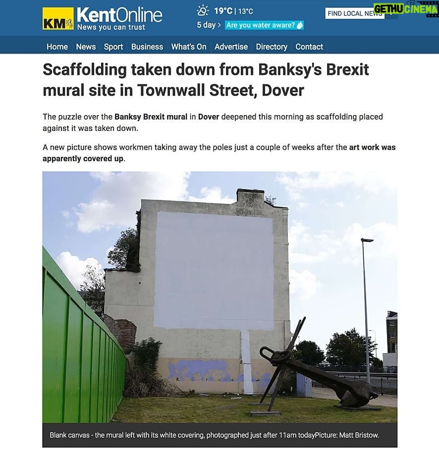 Banksy - 813.5K Likes - .
Oh.
I had planned that on the day of Brexit I was going to change the piece in Dover to this..
But seems they’ve painted over it.
Nevermind. I guess a big white flag says it just as well.