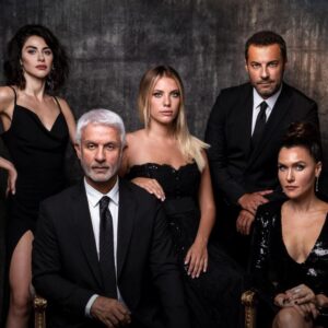 Barış Kılıç Instagram - Yeni afişimizden önce, çekim günümüzden bir kareyi sizle paylaşmak istedik. Muhteşem afişimiz de yolda. 
Bu akşam FOX’ta  yeni bölüm ile görüşmek üzere...