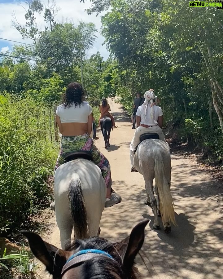 Barbie Ferreira - 2.3 Million Likes - the girlies and I went to brasil 🇧🇷