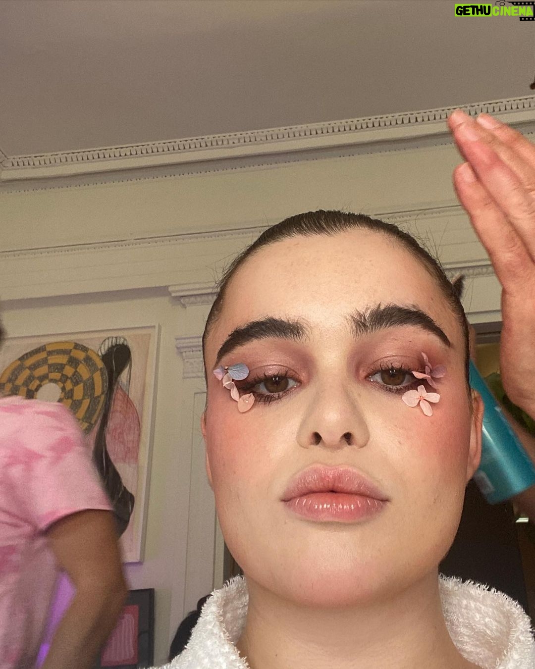 Barbie Ferreira - 1.6 Million Likes - a dump