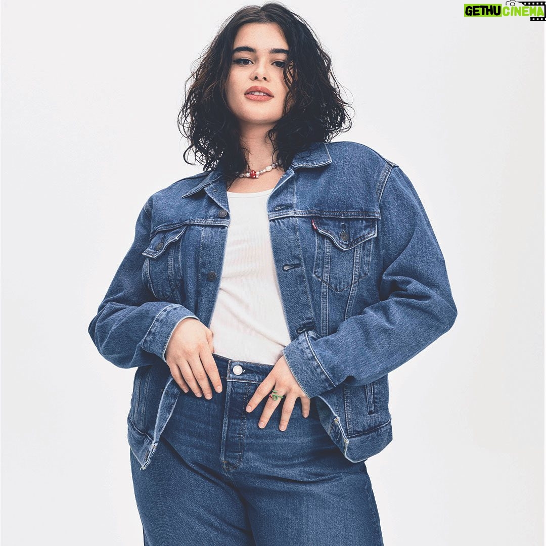 Barbie Ferreira Instagram - sitting pretty in my @levis @micaiahcarter ❤️ #ad #501originals