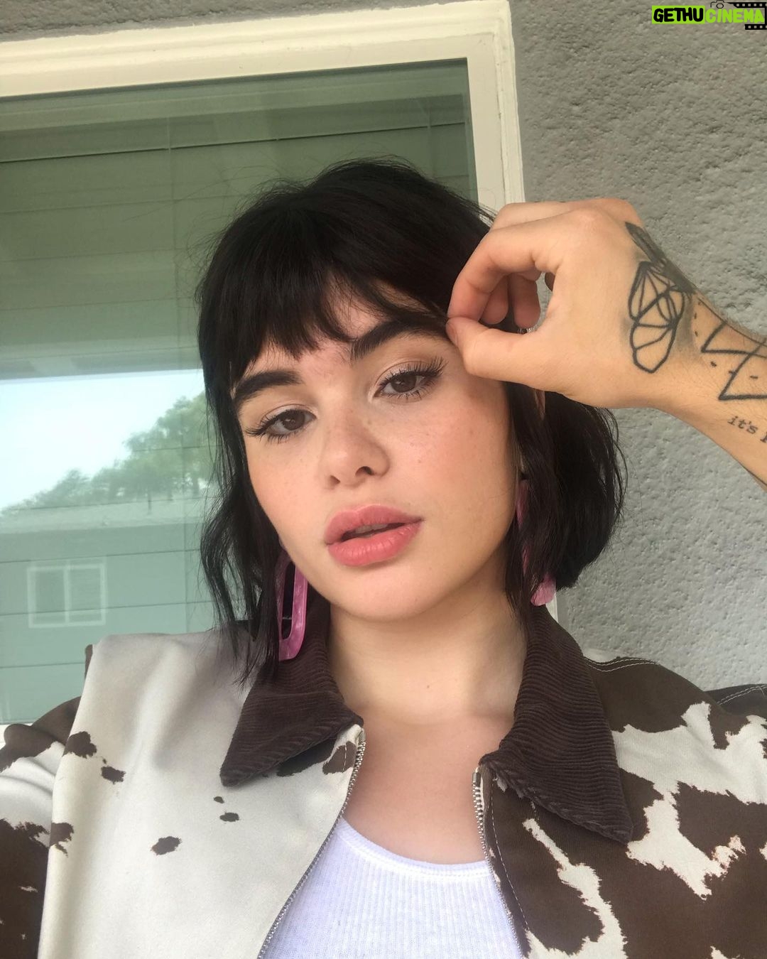Barbie Ferreira Instagram - do we chop off our bangs in the heat of anxiety ladies