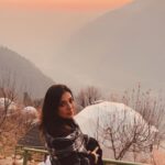 Barkha Singh Instagram - Glimpses of my Himachal trip - #Photodump 1. Happy face, because travel 2. Boru and me jumping on a frozen lake (and then got asked to get off it) 3. Morning view in the attic 4. Frozen waterfall, much wow 5. Aesthetic photo of Akku, O and me and in villa 6. Taking in Pahad feels 7. Smiley doggo friends I made 8. Watching the sunset (fav thing to do) 9. The gang .. very cool much swag 10. Cuddle-fest on my bed #TravelwithB #Traveldiaries #mountainstrip #Himachal #travel