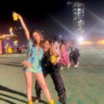 Barkha Singh Instagram - #LollaPalooza 2024✨ Thanks for having us @tanquerayindia 💚 #Tanqueray #Tanqueraygin #tanquerayindia #hosted #jungle #jonasbrothers #sting #dualistinquiry #onedirection #musicfestival #vibes