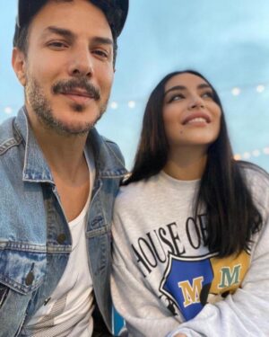 Bassel Khayyat Instagram - ❤️بحبك

When I saw you I fell in love and you smiled because you knew ❤️ #basselkhaiat #باسل_خياط #happyvalentinesday❤️