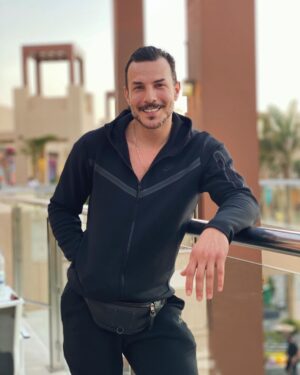 Bassel Khayyat Instagram - خلف الصبر أشياء جميلة تنتظر 🙏🏼

#BasselKhaiat
#باسل_خياط
#PositiveVibes
#Weekend