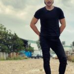 Bassel Khayyat Instagram – الموهبة وحدها لا تكفي .. استمر دائماً، فلا يوجد شئ في العالم يمكنه أن يحل محل الإصرار💪🏻
#BasselKhaiat
 #Faith
#Success
