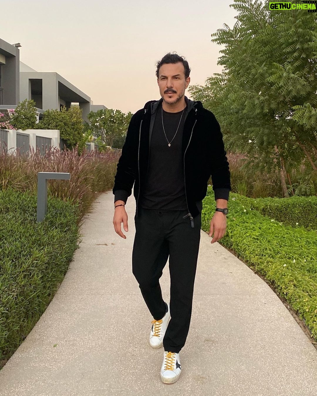 Bassel Khayyat Instagram - … #SOON 😎 Wearing: @giorgioarmani Stylist: @cedrichaddad #StyledByCed @shahid.vod Dubai, United Arab Emiratesدبي