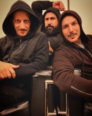 Bassel Khayyat Instagram - مع الشباب الطيبة..والصورة بعنوان طاق طاق طاقية😁❤️#باسل_خياط #basselkhaiat #احلى_ايام #احلى_شباب #عشرة_عمر #happy #ابتسم #smile #instagram #inspiration #طاقة_إيجابية #حب