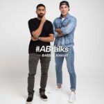 Bassel Khayyat Instagram - #ABtalks with me الثلاثاء القادم 9مساء بتوقيت الامارات أتمنى أن ينال اعجابكم ..من أجمل وأصدق الحوارات الي عملتا مع @anasbukhash Production/ @bukhashbrothers Stylist: @cedrichaddad