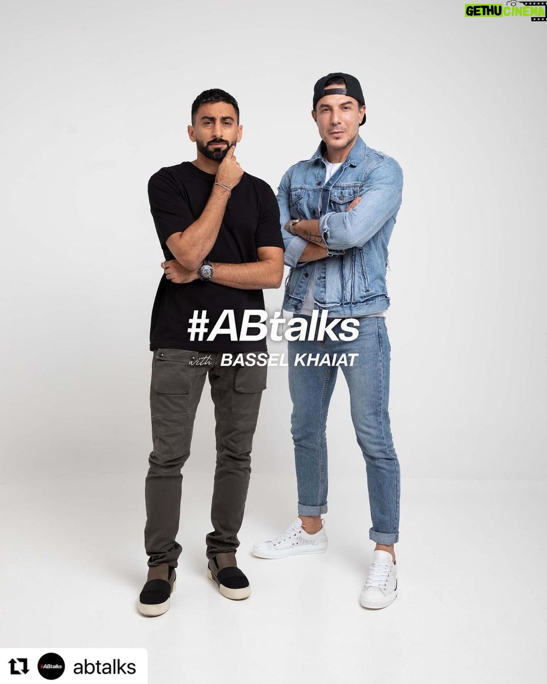 Bassel Khayyat Instagram - #ABtalks with me الثلاثاء القادم 9مساء بتوقيت الامارات أتمنى أن ينال اعجابكم ..من أجمل وأصدق الحوارات الي عملتا مع @anasbukhash Production/ @bukhashbrothers Stylist: @cedrichaddad