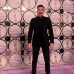 Bassel Khayyat Instagram - تشرفت بوجودي في حفل #joyawards في مدينة الرياض فالمملكة العربية السعودية حفل مبهر في تنظيمه وفعالياته.. حفل عالمي المستوى بامتياز ..كل الشكر لصناع الترفيه والقائمين عليه ولكل من ساهم في تنظيم وانجاح هذا الحفل #موسم_الرياض @riyadhseason stylist: @cedrichaddad Suit: @dior