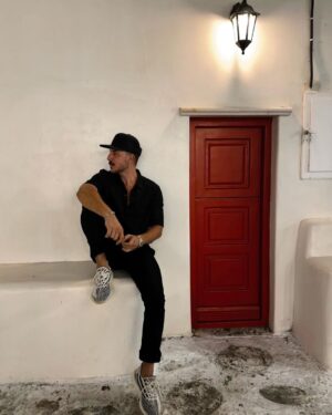Bassel Khayyat Instagram - White Red& Black 
⚜️#basselkhaiat