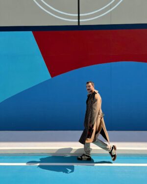 Bassel Khayyat Instagram - @fendi
#fendipeekaboo