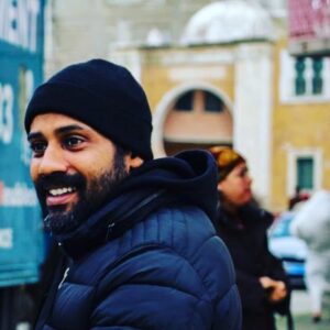 Bassem Hamraoui Instagram - انشالله عام مبروك علينا وعليكم والحمد لله على كل حال و على ما عطانا ربي... ربي يفضللكم والديكم و يرحم من مات و نحمدوه على الصحة و نطلبو الشفاء لجميع المومنين ونشكروه على ما رزقنا و يرزق جميع عبادو... و يسترنا و يستركم و جميع امة محمد عليه افضل الصلاة والسلام