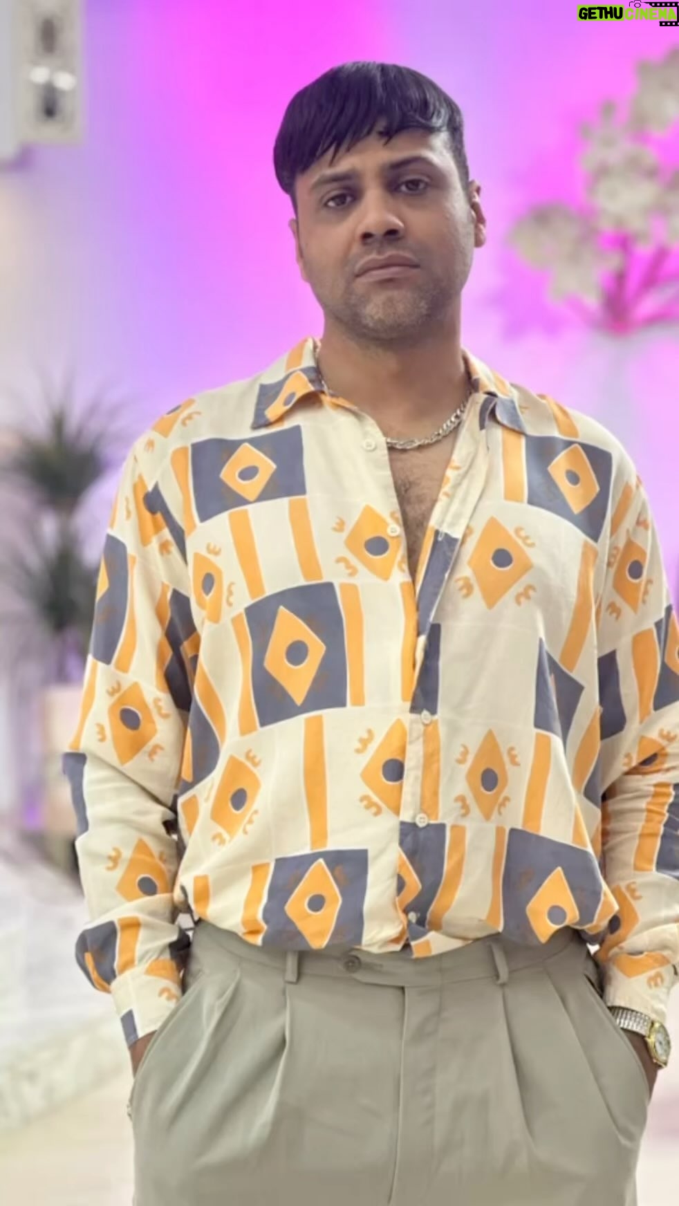 Bassem Hamraoui - 78.4K Likes - خليل مطرب الليل على نسمة بعد اذان المغرب مباشرة باذن الله