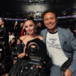 Bayan Alaguzova Instagram - Первая казахстанская премию инфлюэнсеров, блогеров и медийных личностей «freedom star KZ”!Украшу свою коллекцию еще одной статуэткой “QUEEN” 👑 Благодарю за ваше признание! Стараюсь нести это высокое звание с честью!