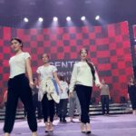 Bayan Alaguzova Instagram - Мы делаем это вот уже 13 лет! Мы делаем это красиво! Сегодня ждём вас во дворце республики в 18.00. «КАЗАК АРУЫ 2022» билеты в тикетон. Песня из репертуара @keshyou_official до сих пор круто звучит, первый состав 💣