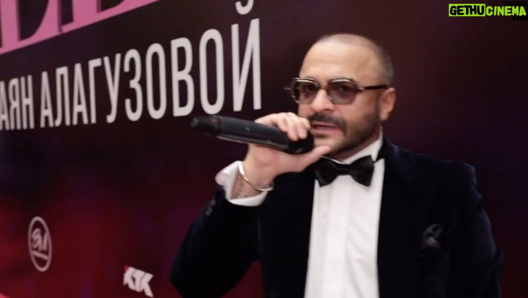 Bayan Alaguzova Instagram - Сколько стоит творческое счастье?!