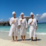 Bayan Alaguzova Instagram - Good morning from Maldives #dusitthanimaldives #kaztour.premium #kaztour Dusit Thani Maldives