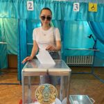 Bayan Alaguzova Instagram - Сегодня я и мои родители были едины, голосовали за Новый Казахстан ❤️
