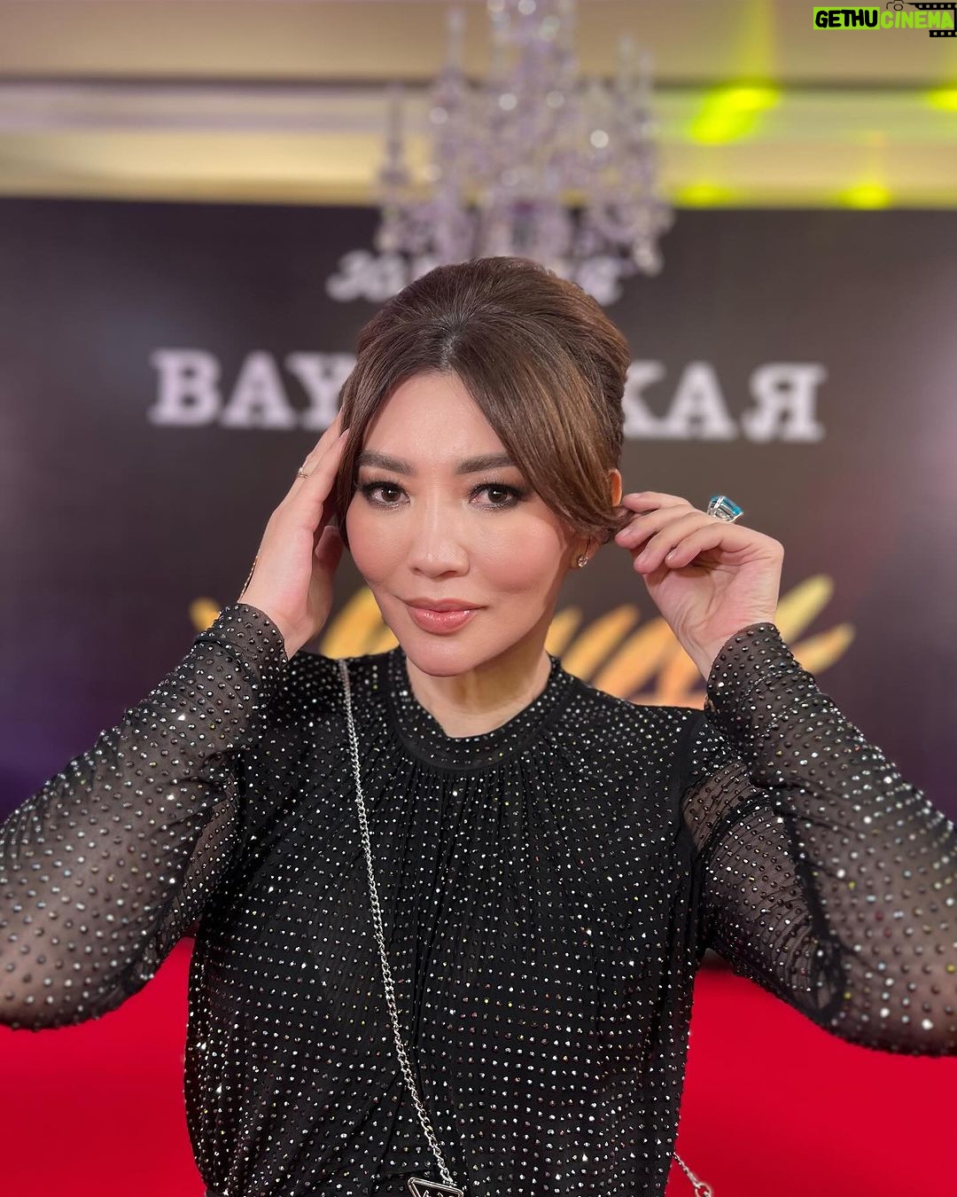 Bayan Alaguzova - 57.3K Likes - И несмотря на то, что фотографиями тоя Баян заполнена вся лента 😁
Я тоже оставлю себе эту память -
Юбилей был прекрасным 🫰 Браво @bayanmaxatkyzy - все, что ты делаешь - всегда бриллиант 💎
А гости - все звезды и очень близкие друзья 🔥🔥🔥
благодарю, Баян и Турсен
@tursen_alaguzov 🙏🏻🙏🏻🙏🏻 Все было круто…
