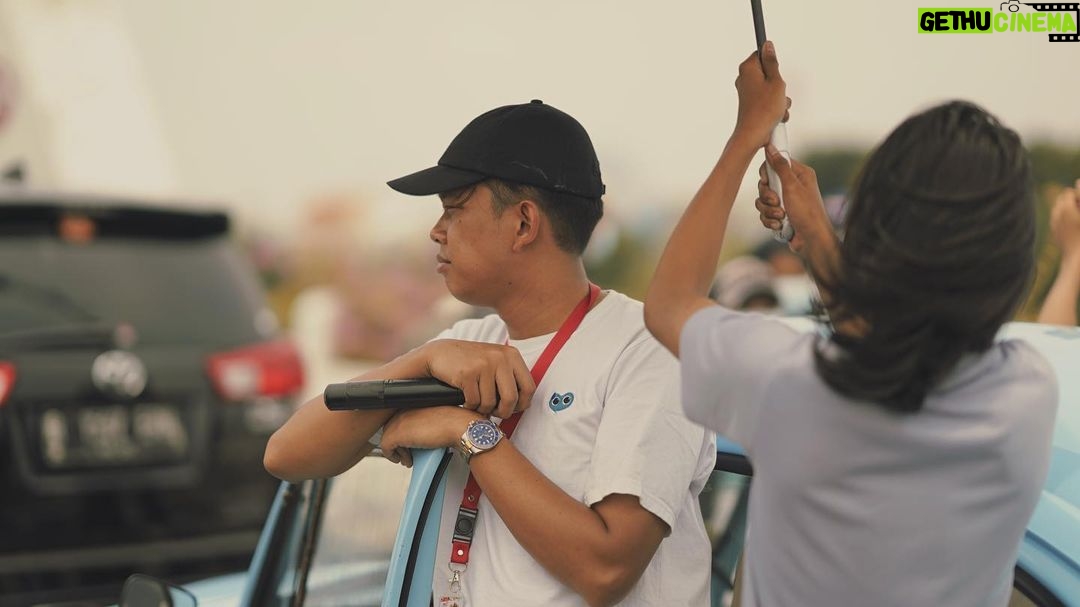 Bayu Skak Instagram - Selamat Hari Film Nasional . semakin akeh ide-ide sing kudu ndang direalisasikan! Semangat pokoke berkarya terus mengarep iki Rek! Bismillah 🙏🏽