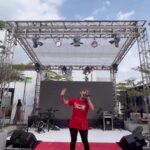 Bayu Skak Instagram – Suangar suarane @devinavocal 👏🏽👏🏽👏🏽 yoiki nek pingin karaokean Musuh Wong Sugih langsung ae melok Rek, link ono ning bio igku #LaraAti #MusuhWongSugih