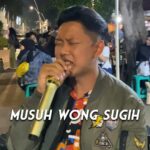 Bayu Skak Instagram - iki lagu sing mesti mbok rungokno pas entek’e Lokadrama Lara Ati Rek! Judule MUSUH WONG SUGIH. Iki minggu wingi pas lagi mangan nang gultik dadak ditantang arek-arek nyanyi . Ayo Rek nek misale Lara Ati ngadakan lomba KARAOKE asik iki koyone. Lombane hadiahe uang tunai yo JUARA 1 = 5.000.000 JUARA 2 = 3.500.000 JUARA 3 = 1.500.000 Nek pingin melu kari bukak LINK sing ono nang BIO instagramku, iku isine lagu Musuh Wong Sugih TANPA VOKAL. Dadi awakmu iso langsung nggawe video karaoke. Sing gokil nek nggawe Rek, penilaian gak cuman kudu merdu tok kok, keasikanmu nek pingin rame rame yo iso, trus sekreatifmu wis . Nek wis nggawe langsung upload nang INSTAGRAM & TIK TOK . Tag & Mention @laraati , wis gek ndang nggawe Rek! . nb: pilihan liyo nek pingin ngecover lagu IKI URIPKU yo iso . #LaraAti #LaraAtiLokadrama #MusuhWongSugih #IkiUripKu