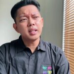 Bayu Skak Instagram - Project Lara Ati LokaDrama iki pas metu pancen dadi sing paling bedo soko liyane. Nah nek ngomong-ngomong sesuatu sing bedo pastine akeh rintangan. Trus sisan iki adalah pencapaian anyar kanggo awakdewe kabeh soale iso gawe gebrakan sesuatu sing nganggo kedaerahan iso bersaing nang pertelevisian Nasional . tapi Rek, nek saiki kene ngomong tentang TV berarti isine perang rating. Dan sing kedaden nang Lara Ati LokaDrama iki dipindah jam tayang mergo rating Nasionale mudun. Padahal kene kuat nang Jatim-Jateng-Yogya share iso nganti 26% . Ayo Rek terus kawal podo-podo nonton Lara Ati LokaDrama!