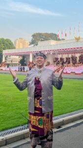 Bayu Skak Instagram - Senang sekali akhirnya bisa upacara kembali di Istana Negara setelah beberapa tahun kemarin pandemi. Merdeka! Sekali merdeka tetap merdeka! Dirgahayu Republik Indonesia yang ke 78 terus melaju untuk Indonesia maju!