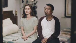 Bayu Skak Instagram - Yokpo Rek? wis nonton kan episode dino iki? tulisen ning kolom komentar ngisor pendapatmu! ayo diskusi kiro-kiro Cokro @benidictivity kok iso entuk bojone (Mitha) @kaamonicaa iki biyen mergo opo yo? 
.
trus sisan iki mau si Joko sing nganti nuruti Ibu’e ngelakoni hal sing dudu karepane tapi yo tetep wae salah
.
OJO DISLIDE FOTO NE! SUMPAH OJO!
.
ketemu sesok maneh yo jam 21:25 nang SCTV
#LaraAtiLokadrama #LaraAti #IkiUripKu #MusuhWongSugih