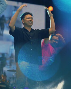 Bayu Skak Instagram - Gak Gengsi Jaga Tradisi Rek! suwun kabeh sing wis teko wingi nang acarane Festival Generasi Happy Rek! rame & meriah. Iki wis ping 3ne aku diundang Mata Najwa on Stage Selalu seneng banget! suwun banget Mbak @najwashihab 🙏🏽
.
📸 @halohdoo