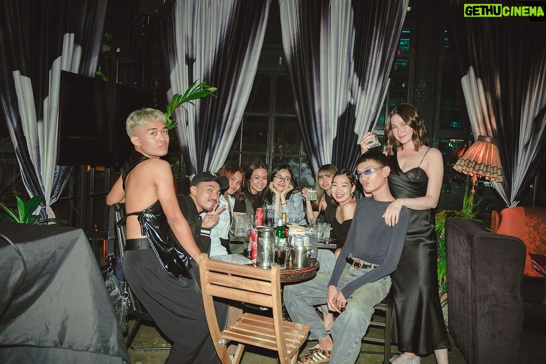 Bea Alonzo Instagram - βTis the season π₯π πΈ @kimweeebol_