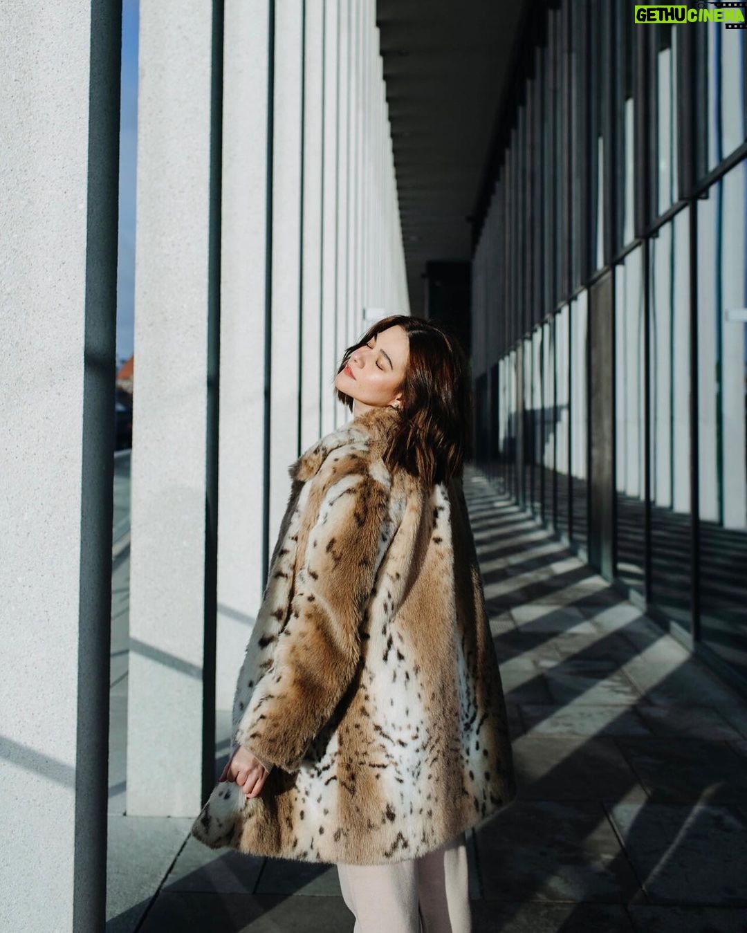 Bea Alonzo Instagram - That time when I went to Berlin and had short hair. Kakamiss yung travels na walang masyadong plano.