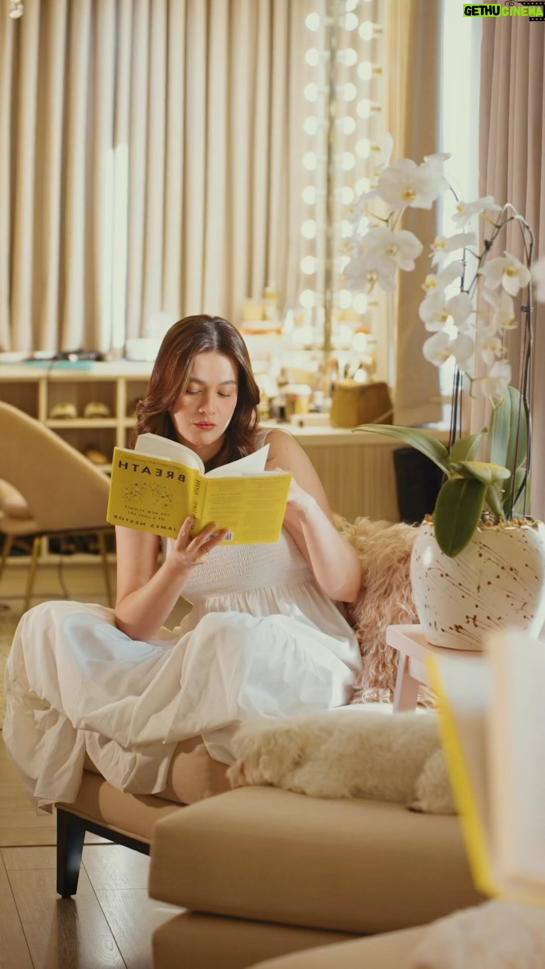 Bea Alonzo Instagram - Throughout the years, I’ve tried so many products on my skin, which then led to so many moments of breakouts and even more skin problems. But because of that trial phase, I learned to care for my skin and the importance of being #BrightAboutSkin. Part of growth and learning is trusting only the professionals and the products that they recommend, like @cetaphilbrighthealthyradiance products. Their products are developed by Dermatologists for sensitive skin like mine! Is Cetaphil Bright Healthy Radiance your skincare staple as well? Let me know in the comments below!