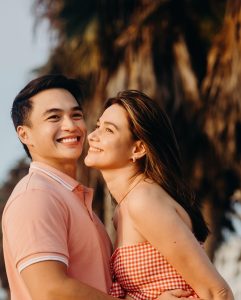 Bea Alonzo Instagram - I thank God for you everyday ❤️ Uwi ka na! @dominicroque