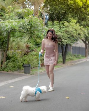 Bea Alonzo Instagram - We are capable of creating the life of our dreams. We can take it one step at a time, but the best time to start is today, like investing in a property you’ve always dreamed of. It’s never easy, but you’ll thank yourself for being able to power through. Check out Sta. Lucia Land’s socials to make your dream house come to reality 😍
@staluciaofficial