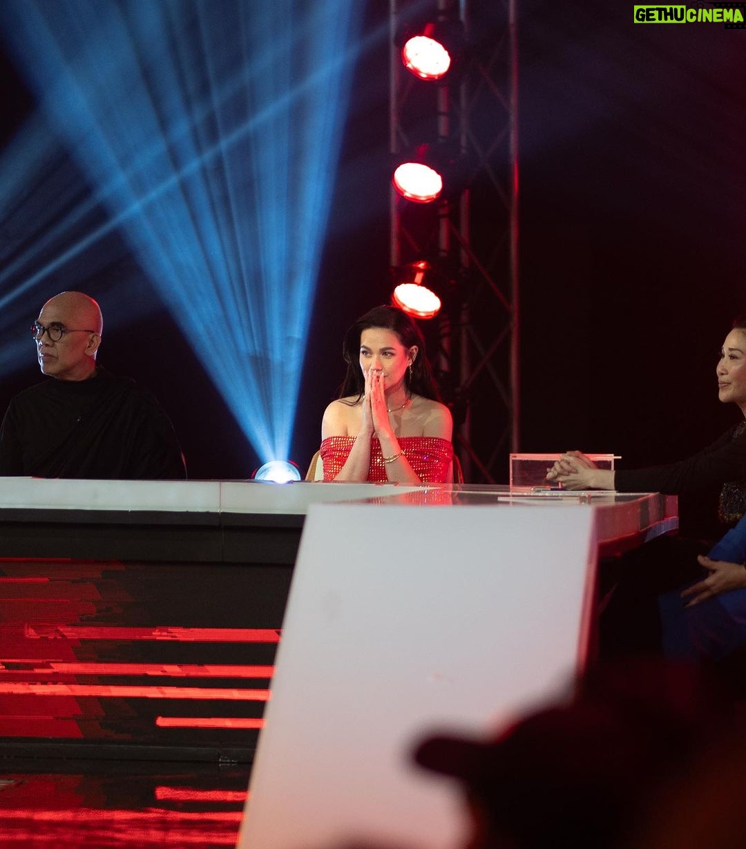 Bea Alonzo Instagram - My many reactions on BOTJ in an album 🥰 @battleofthejudgesph
