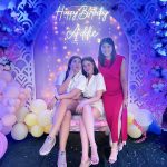 Bea Alonzo Instagram - Chismisan muna bago magpa-picture! 🤣 Thanks Ackie, and @beatriz_saw for inviting us to my inaanak’s first bday celebration. Ang saya ng Sunday ko! Happy bday Addie! ❤️ @beatriz_saw @dimplesromana