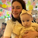 Bea Alonzo Instagram - Chismisan muna bago magpa-picture! 🤣 Thanks Ackie, and @beatriz_saw for inviting us to my inaanak’s first bday celebration. Ang saya ng Sunday ko! Happy bday Addie! ❤️ @beatriz_saw @dimplesromana
