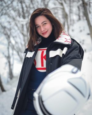 Bea Alonzo Instagram - There’s SNOW business like SNOWbusiness ❄️☃️🤣