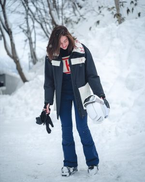 Bea Alonzo Instagram - There’s SNOW business like SNOWbusiness ❄️☃️🤣